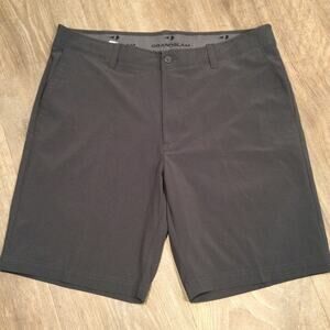 Grand Slam gray golf shorts 38
